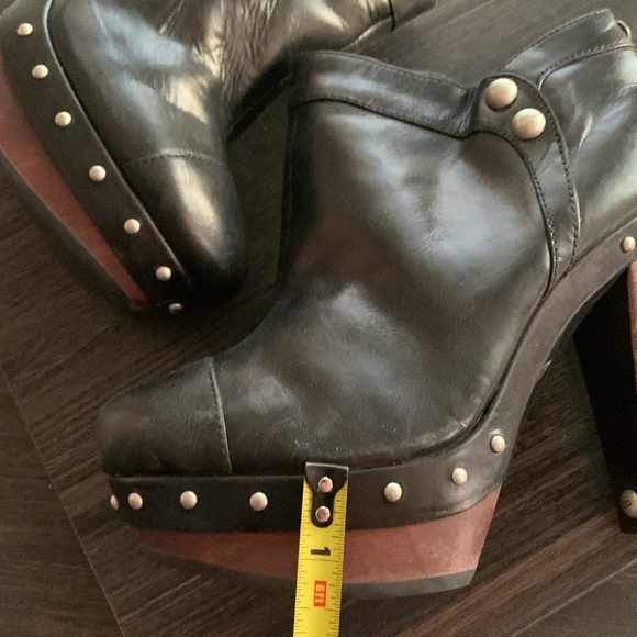 UGG Ambrosia Studded Bootie - Picture 10 of 13